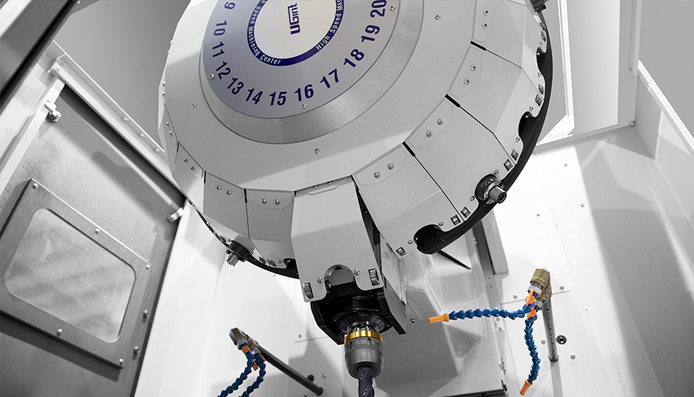 配置獨(dú)立研發(fā)的刀庫(kù)